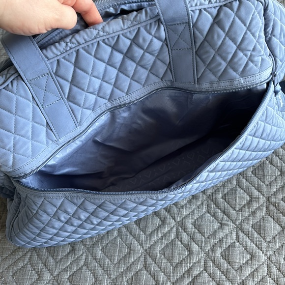 Vera Bradley quilted weekender bag - Picture 7 of 10